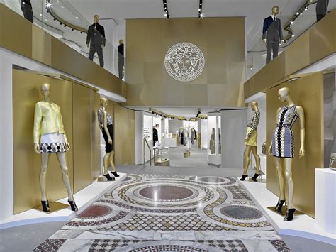 versace store interior design